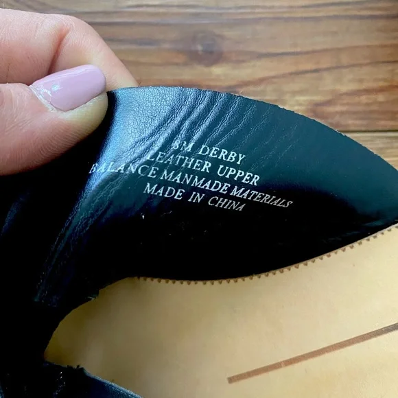 black leather flat dolce vita sandals. good condition only worn a couple times. - Picture 3 of 3